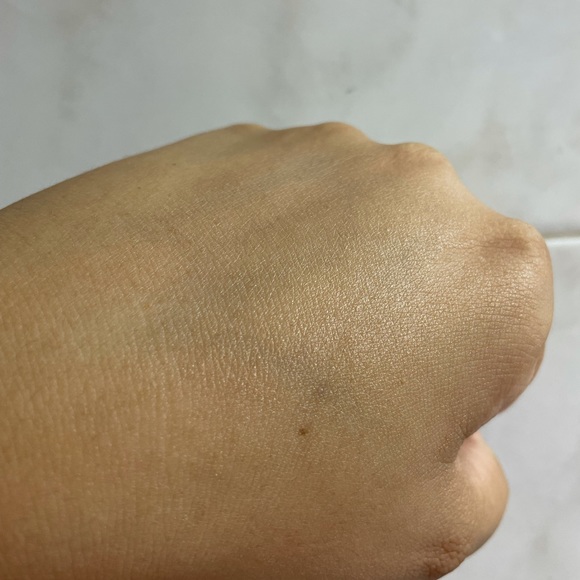 Sunshine Skin Tint Clean SPF 30 Foundation - Picture 4 of 4